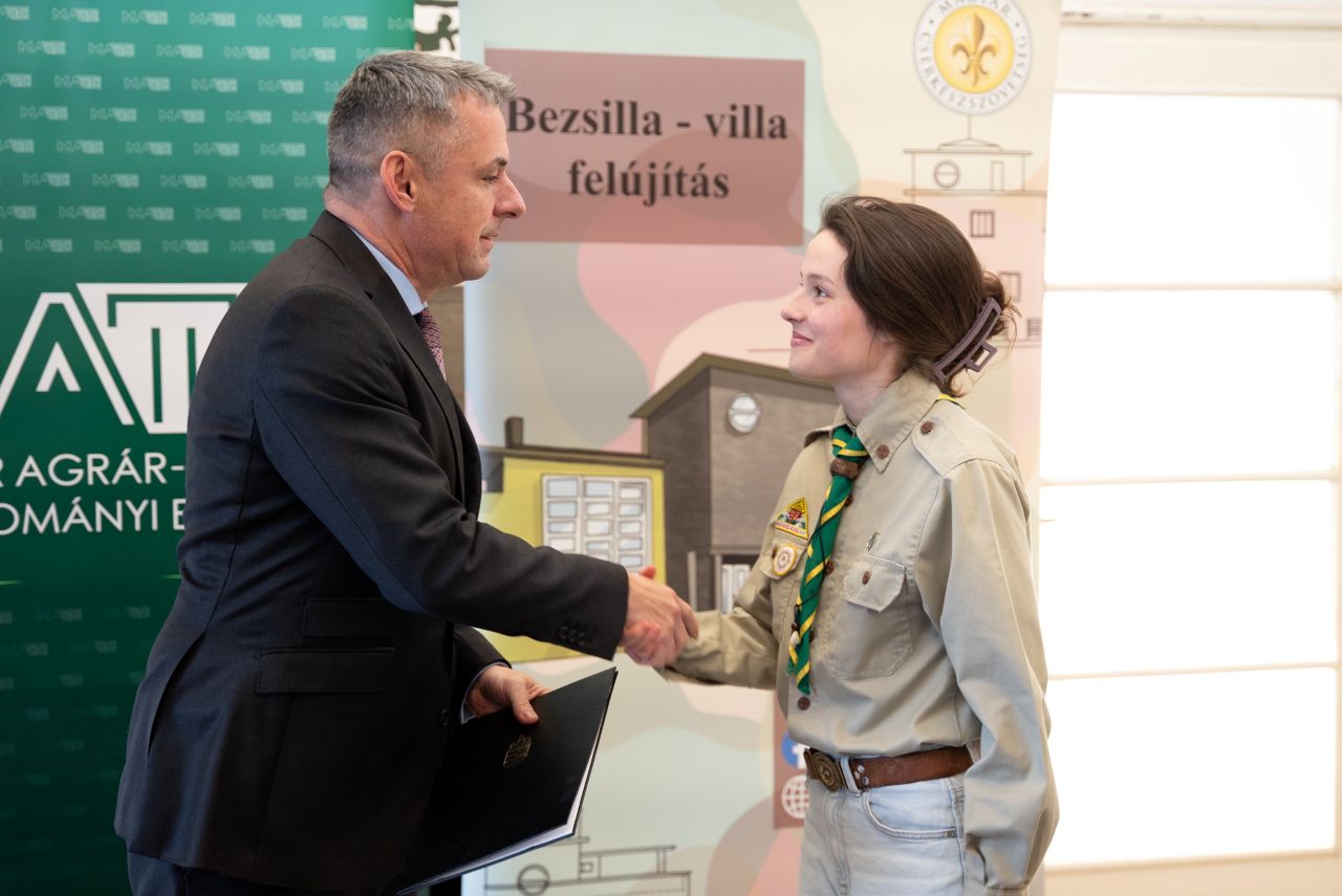 Együttműködési megállapodást kötött a MATE és a Gödöllői Cserkészetért Egyesület